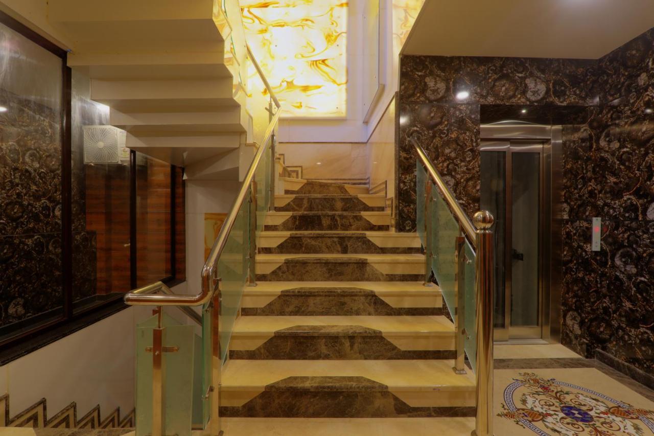 Hotel Shri Tirupati Residency Lucknow Exterior foto
